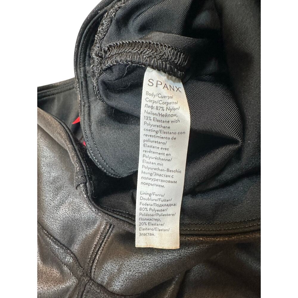 SPANX Faux Leather Moto Leggings Black Quilted High Rise Women's S/P Small - Picture 11 of 11